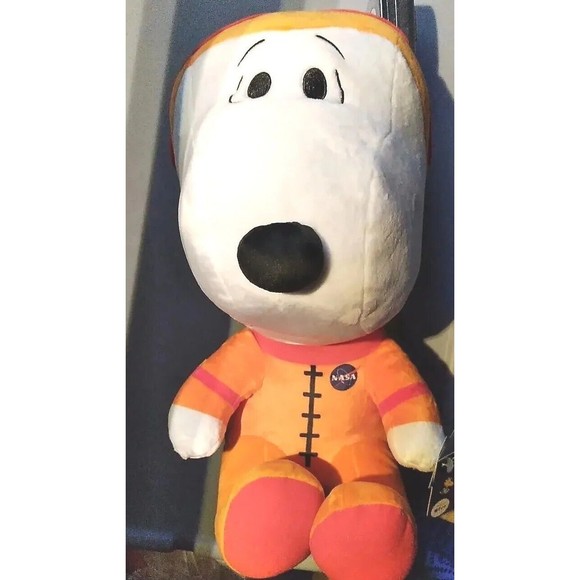 New Macys SNOOPY Astronaut Christmas Thanksgiving 2022 Parade Balloon Plush Dog - Picture 10 of 10